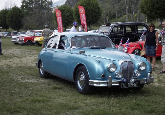 Plateau de Gourdon/ Daimler V8