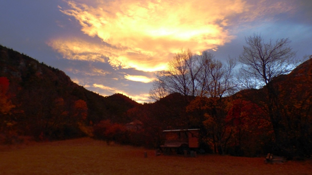 Le champ au crépuscule