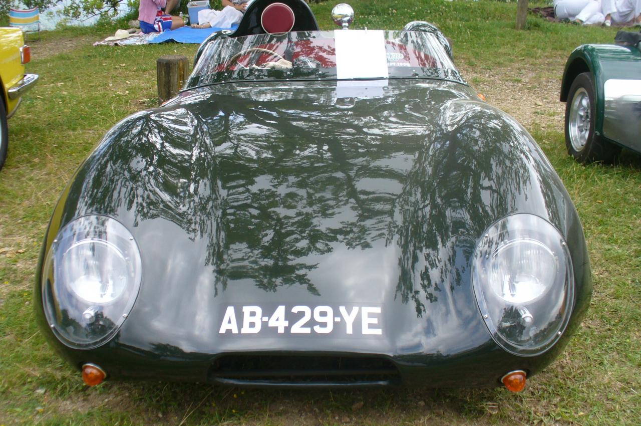 lotus 11