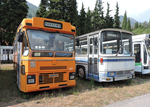 Bus italien & français (fiat & saviem)