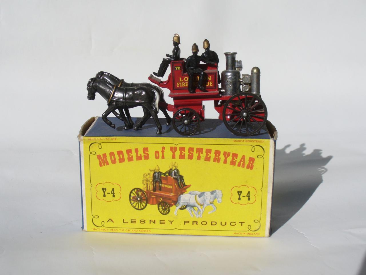 fire-engine-1895-lesney.jpg