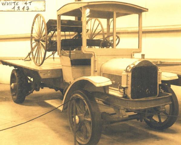 L' un des 1er camion de l' entreprise, White 4t 1917