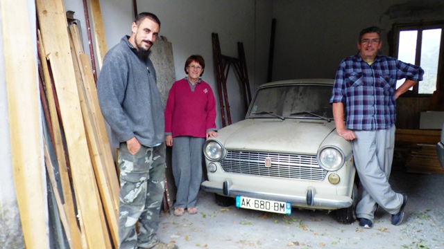 La famille Ansaldo et leur Fiat 1100