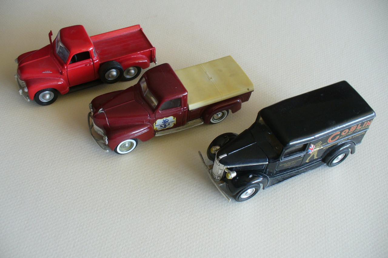 pick-up-chevrolet-dodge-van-gmc-1950-53-1937-maisto-solido-matchbox.jpg