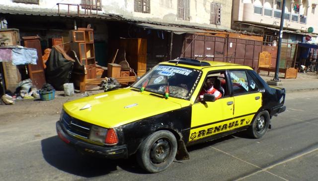 Renault 18 à St Louis du Sénégal
