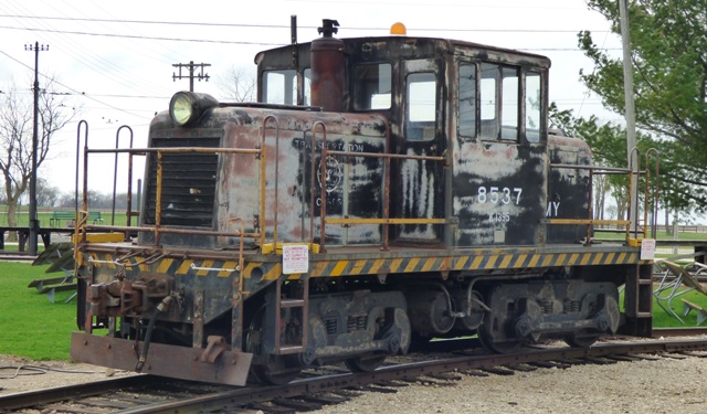 Vieux loco tracteur irm