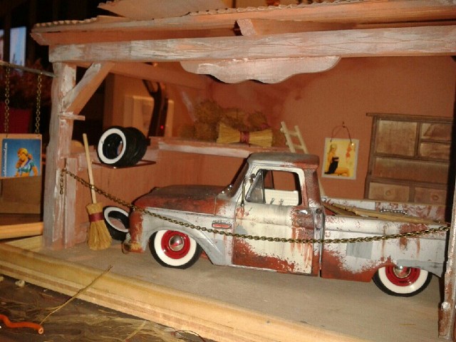 Vintage garage & pick up olds school